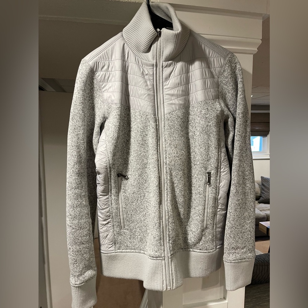 Marmot woman’s  zip up jacket